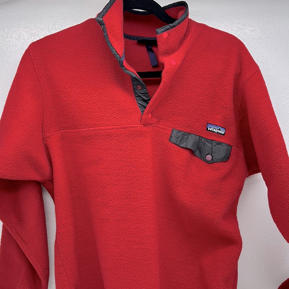 Patagonia Women’s Fleece; Size Small